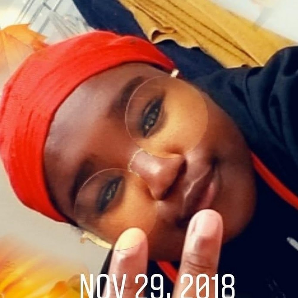 Meet your Posher, Desnay